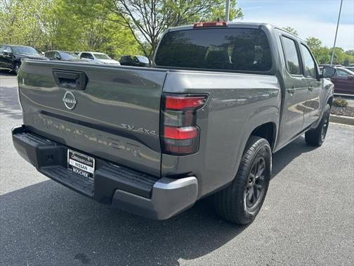 2024 Nissan Frontier SV