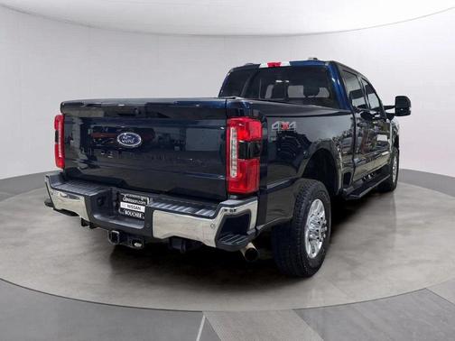 2023 Ford F-350 XLT