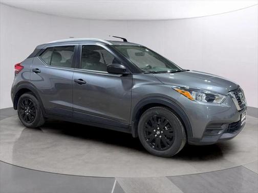2019 Nissan Kicks S