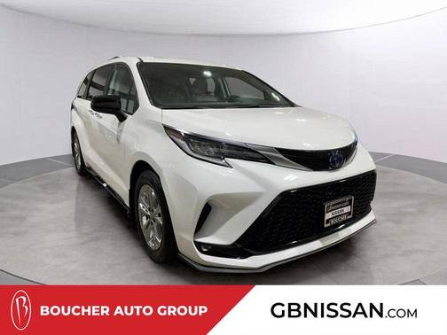 2022 Toyota Sienna Limited 7-Passenger
