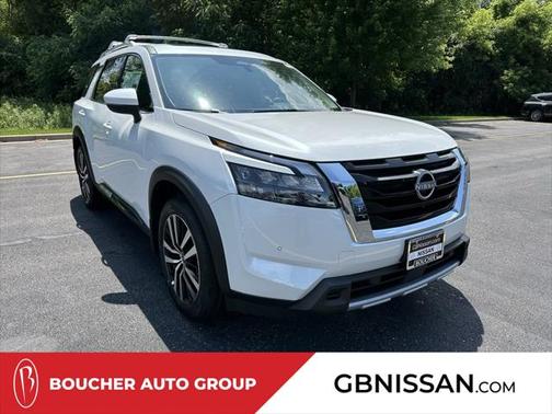 2025 Nissan Pathfinder Platinum 4WD