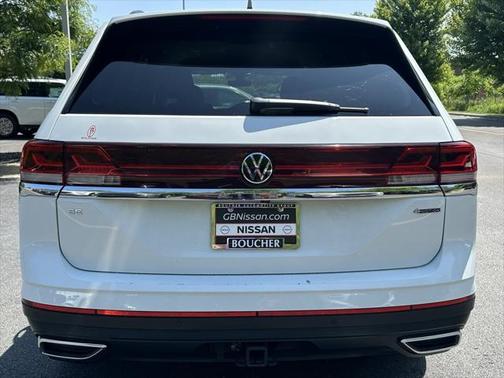 2024 Volkswagen Atlas 2.0T SE w/Technology 4MOTION