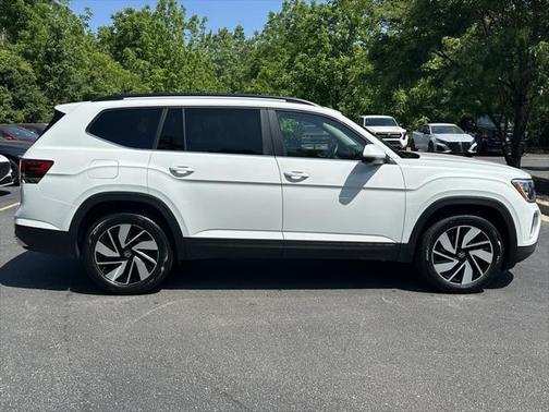 2024 Volkswagen Atlas 2.0T SE w/Technology 4MOTION