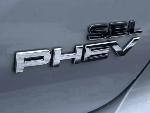 2024 Mitsubishi Outlander PHEV SEL