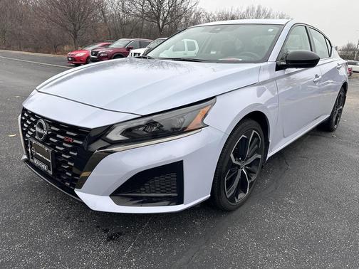 2024 Nissan Altima SR Intelligent AWD