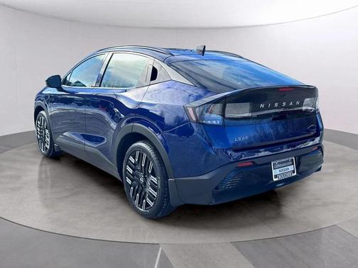 2026 Nissan Leaf PLATINUM+