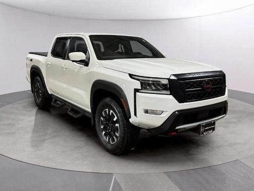 Glacier White 2023 Nissan Frontier PRO-4X