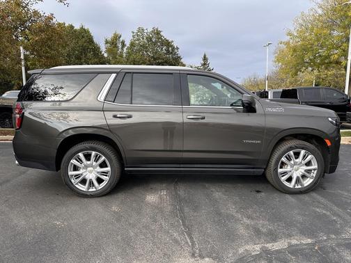 2021 Chevrolet Tahoe 4WD High Country