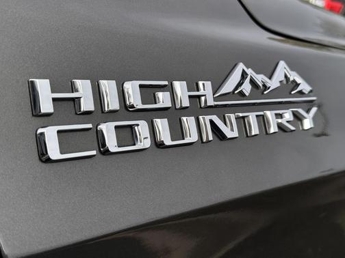 2021 Chevrolet Tahoe 4WD High Country