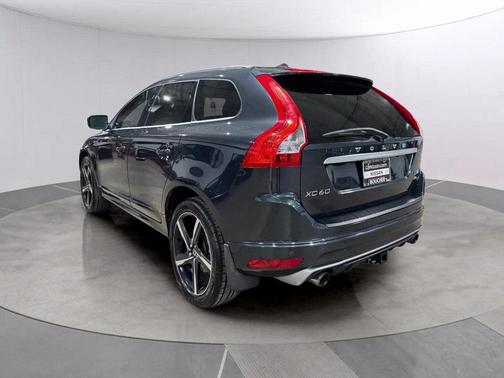 2015 Volvo XC60 T6 R-Design Platinum