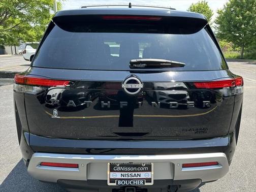 2024 Nissan Pathfinder Platinum 4WD