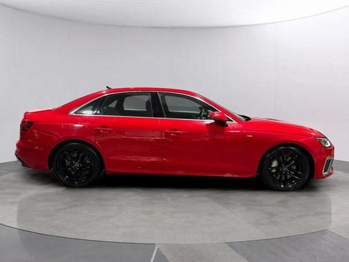 2024 Audi A4 45 S line Premium Plus