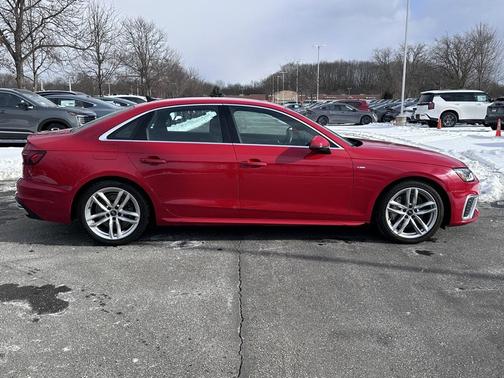 2024 Audi A4 45 S line Premium Plus