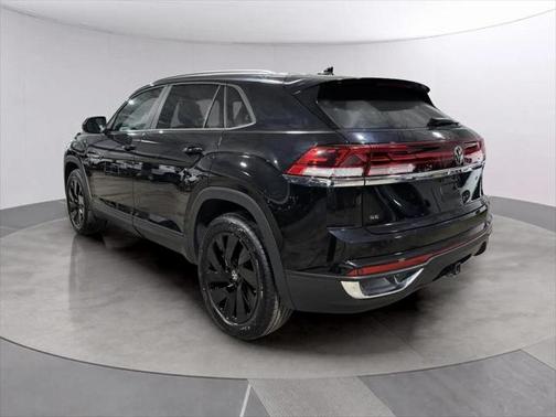 2024 Volkswagen Atlas Cross Sport 2.0T SE w/Technology 4MOTION