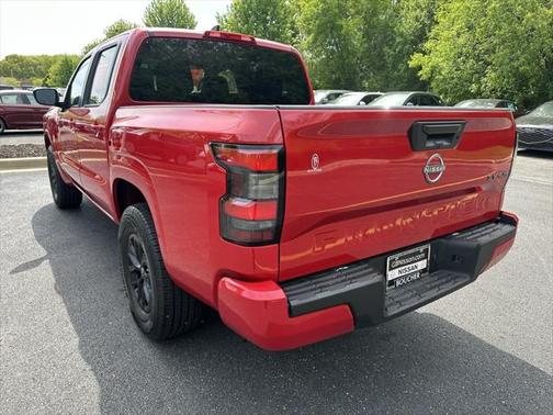 2024 Nissan Frontier SV