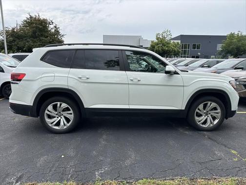 2022 Volkswagen Atlas 3.6L SE w/Technology