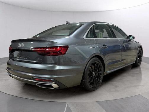 2024 Audi A4 45 S line Premium Plus