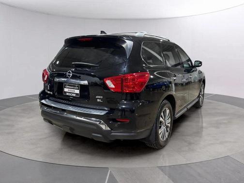 2020 Nissan Pathfinder SL 4WD