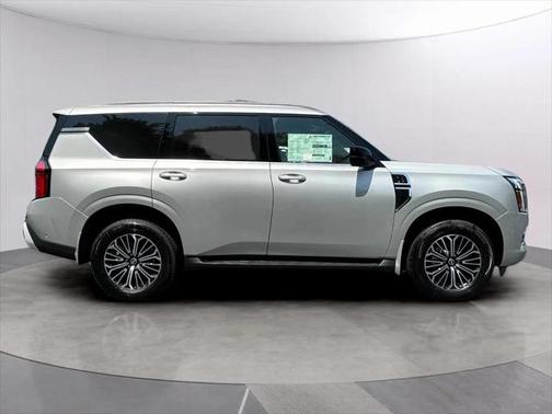 2025 Nissan Armada SL 4WD