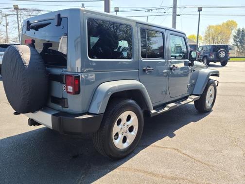 2014 Jeep Wrangler Unlimited Sahara