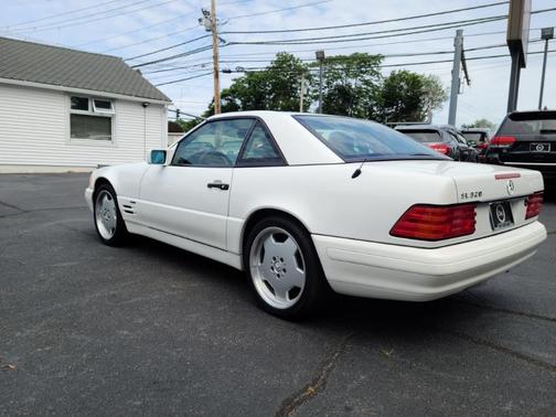 1996 Mercedes-Benz SL-Class Base