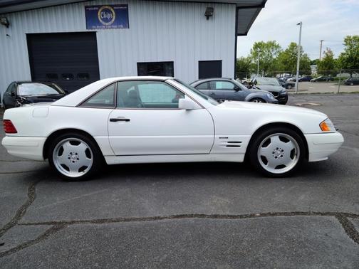 1996 Mercedes-Benz SL-Class Base