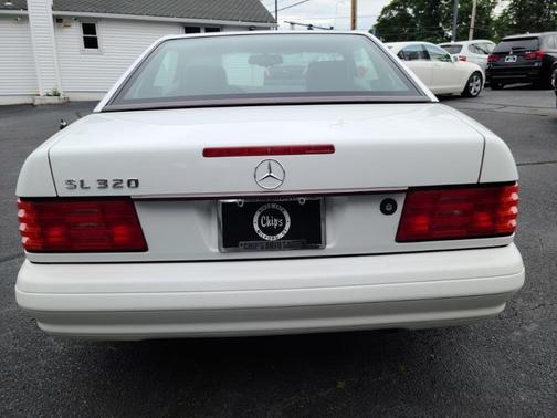 1996 Mercedes-Benz SL-Class Base