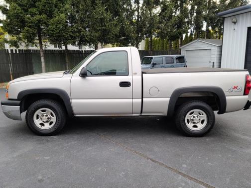 2004 Chevrolet Silverado 1500 Work Truck