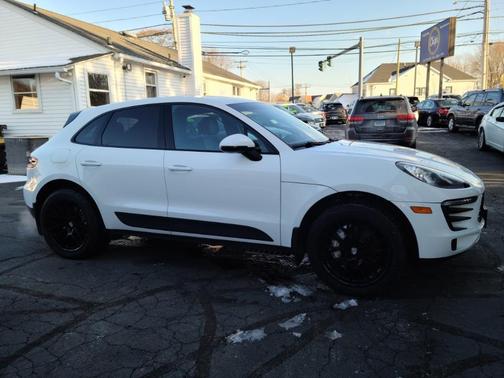 2016 Porsche Macan S