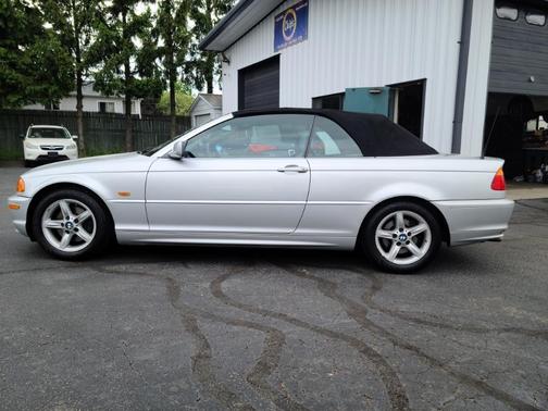 2002 BMW 325 Ci