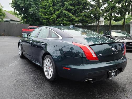 2018 Jaguar XJ XJ R-Sport