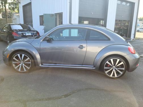 2015 Volkswagen Beetle 2.0T R-Line