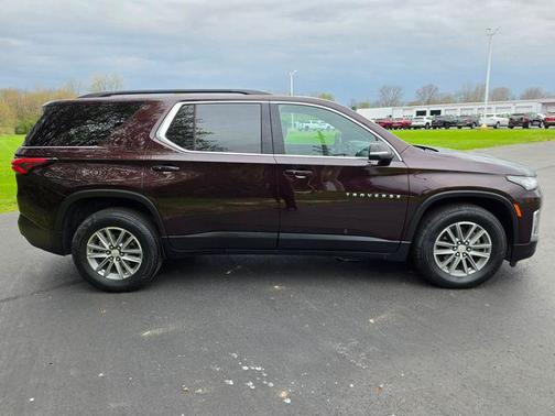 Black Cherry Metallic 2023 Chevrolet Traverse LT Leather