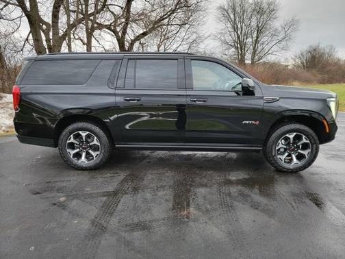 2026 GMC Yukon XL 4WD AT4