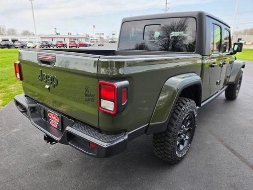 Sarge Green Clearcoat 2023 Jeep Gladiator Willys 4x4