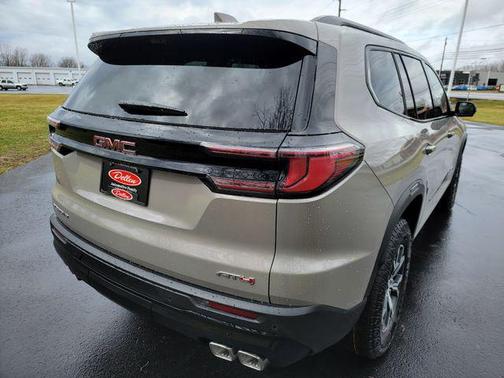 2026 GMC Acadia AT4 AWD