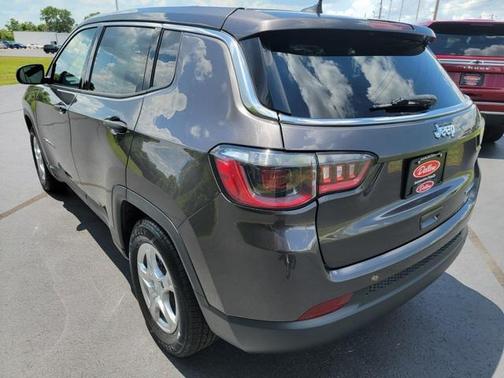 2022 Jeep Compass Sport