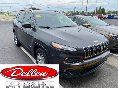 Granite Crystal Metallic Clearcoat 2014 Jeep Cherokee Latitude