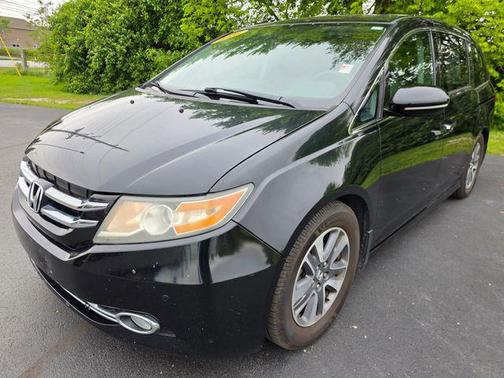 Crystal Black Pearl 2016 Honda Odyssey Touring