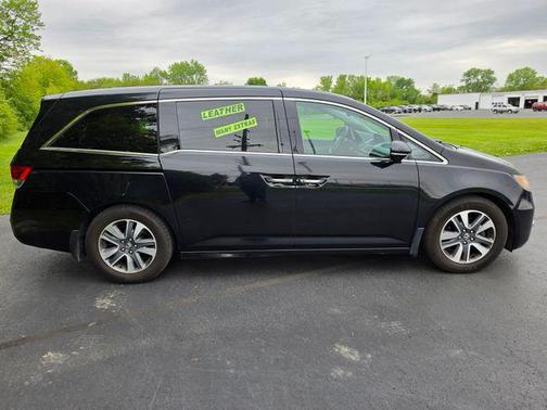 Crystal Black Pearl 2016 Honda Odyssey Touring