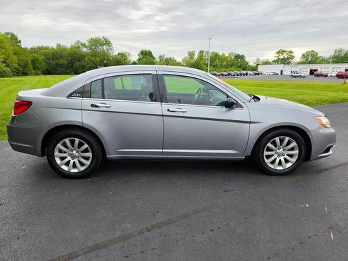 Billet Silver Metallic Clearcoat 2014 Chrysler 200 Limited