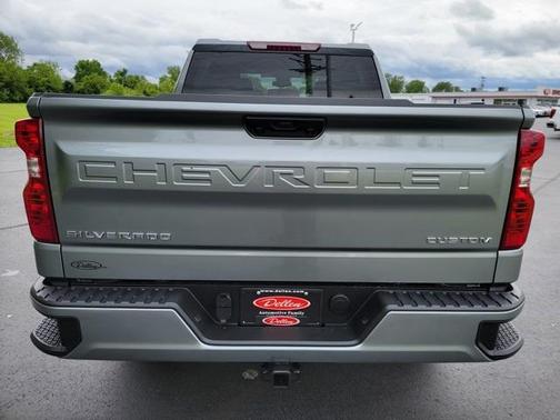 2025 Chevrolet Silverado 1500 Custom