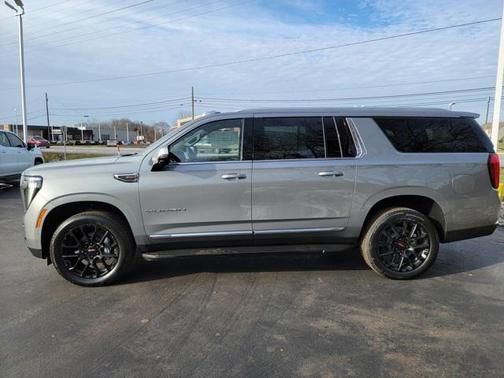 2026 GMC Yukon XL 4WD Elevation