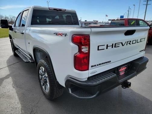 2022 Chevrolet Silverado 2500 Custom