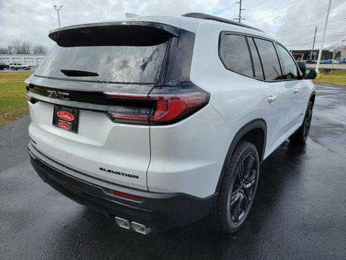 2026 GMC Acadia Elevation FWD
