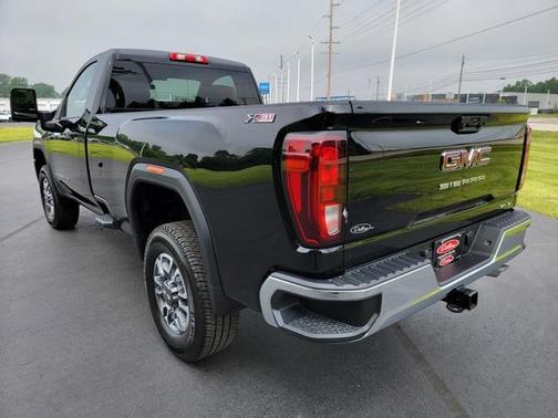 2025 GMC Sierra 3500 SLE