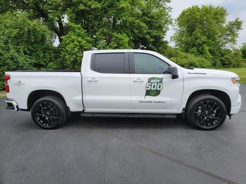 2025 Chevrolet Silverado 1500 RST