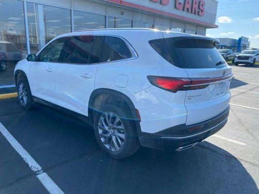 2025 Buick Enclave Preferred FWD