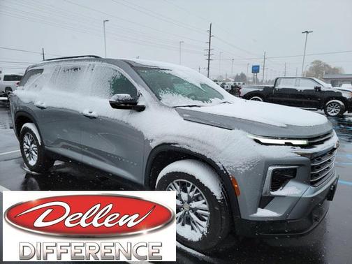 2025 Chevrolet Traverse LT