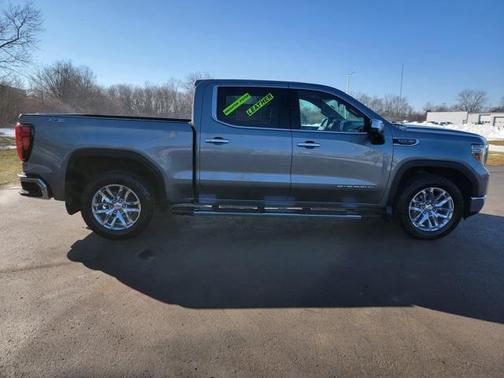 2022 GMC Sierra 1500 SLT